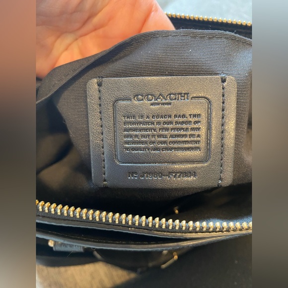 Coach Mia Sachel - Picture 12 of 15